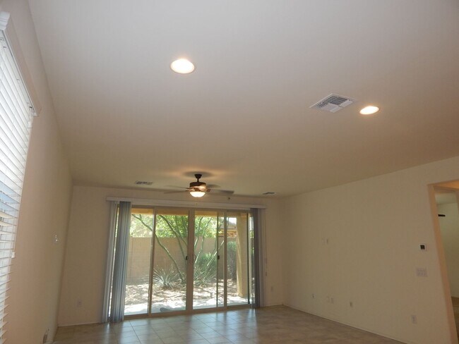 Building Photo - 6539 E Vuelta Tierra Blanca