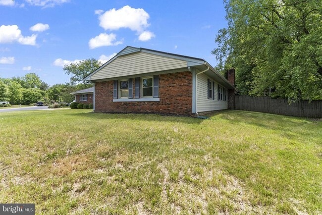 Building Photo - 13501 Ivy Way