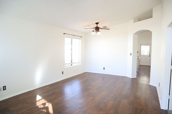 Building Photo - A Home You Have To See To Believe!!!