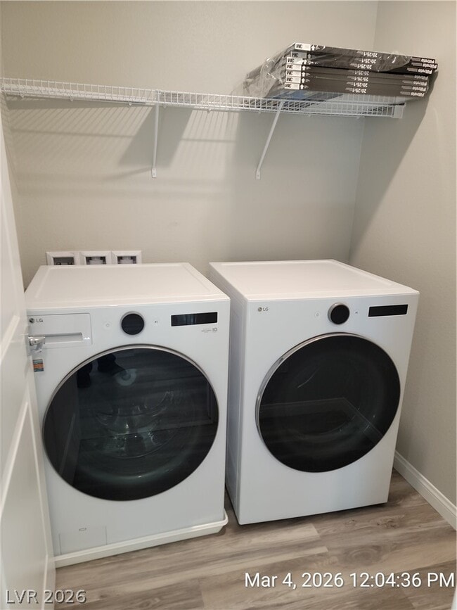 Building Photo - 2818 Frabiele St