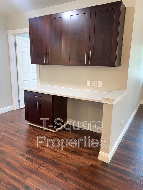 Building Photo - 15300 112th Ave NE