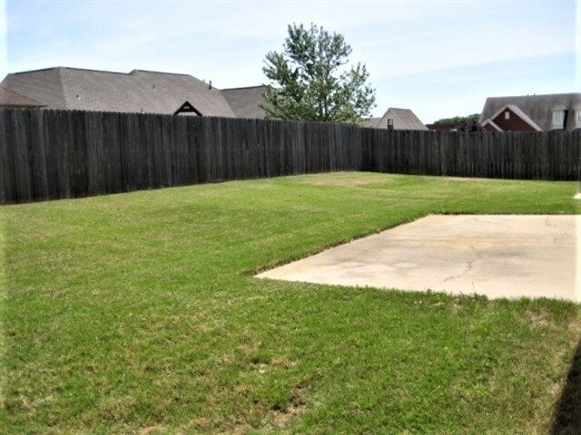 Building Photo - 5650 Truman Cove