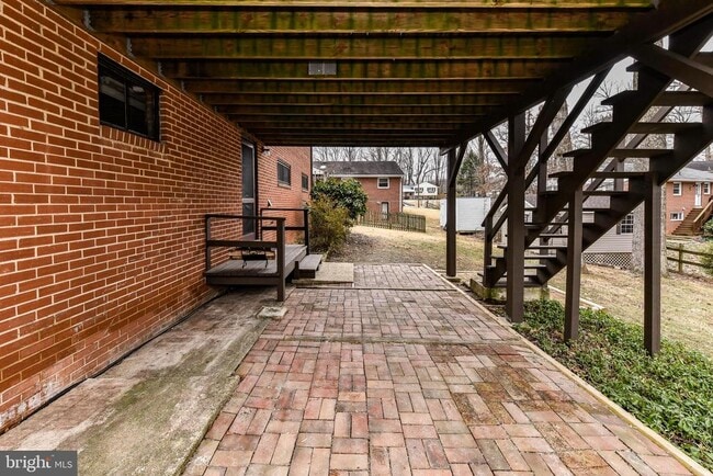 Building Photo - 5508 Inverchapel Rd