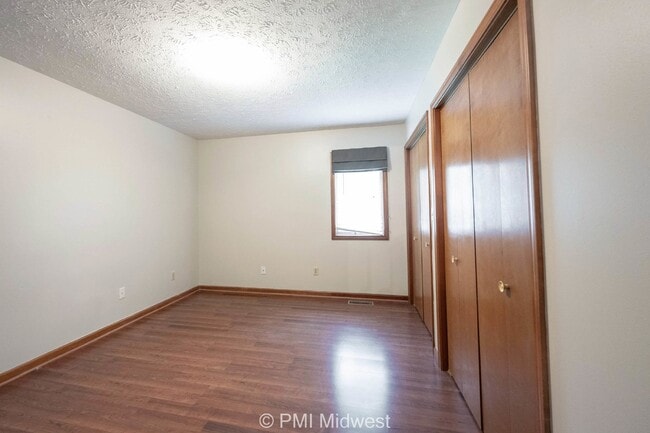 Building Photo - Charming 2 Bed, 2 Bath Indianapolis Rental...