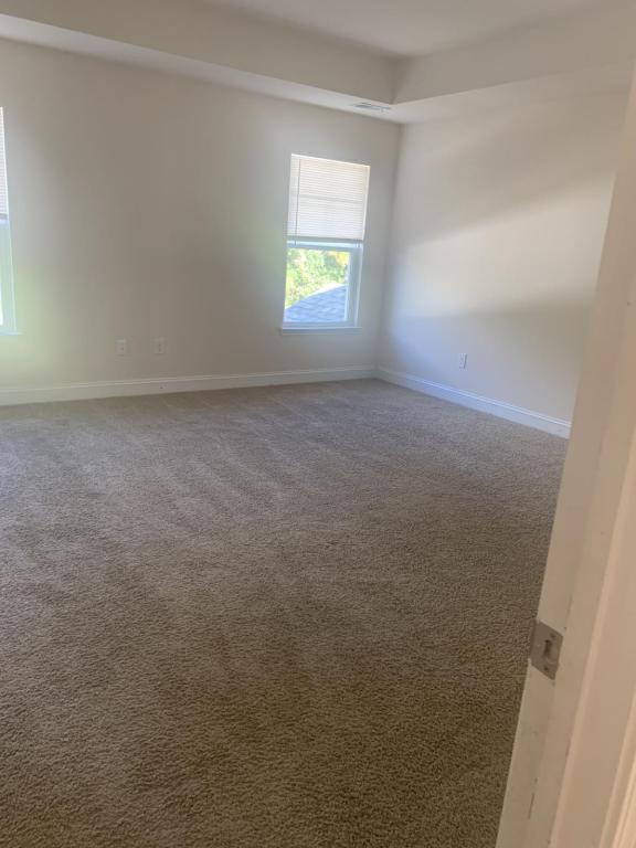 Building Photo - 9016 Fort Hill Wy