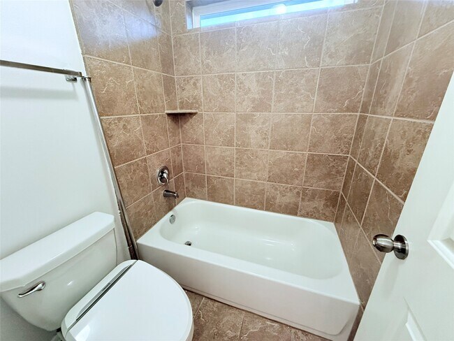Building Photo - 30515 Woodson Trace Dr