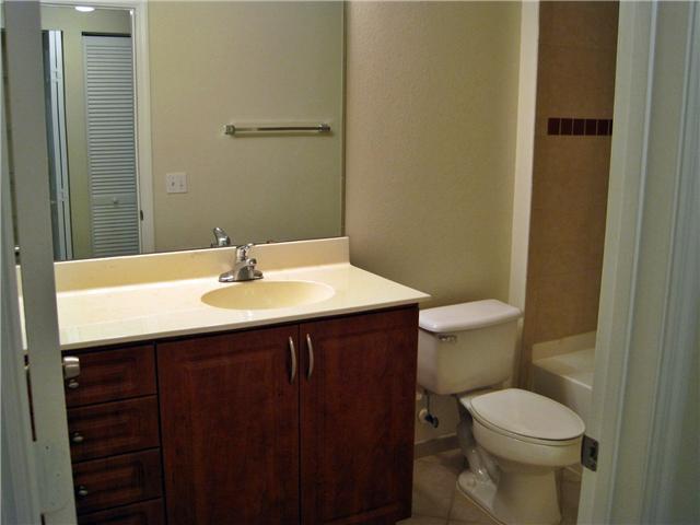Building Photo - 6533 Emerald Dunes Dr
