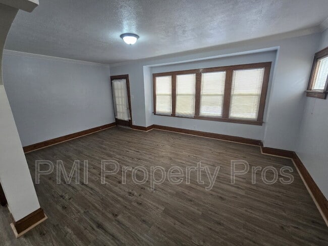 Building Photo - 4225 N 26th St