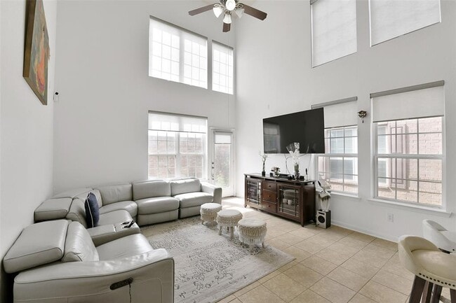 Building Photo - 1130 Glenwood Canyon Ln