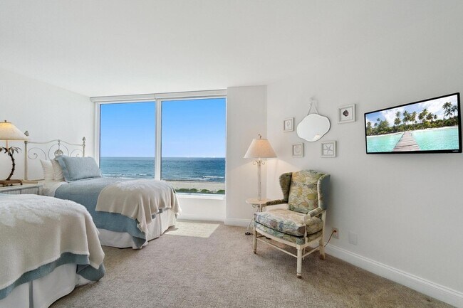 Building Photo - 2565 S Ocean Blvd