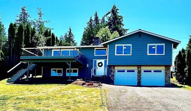 Building Photo - Rental with Views of Utsalady Bay and Mt B...