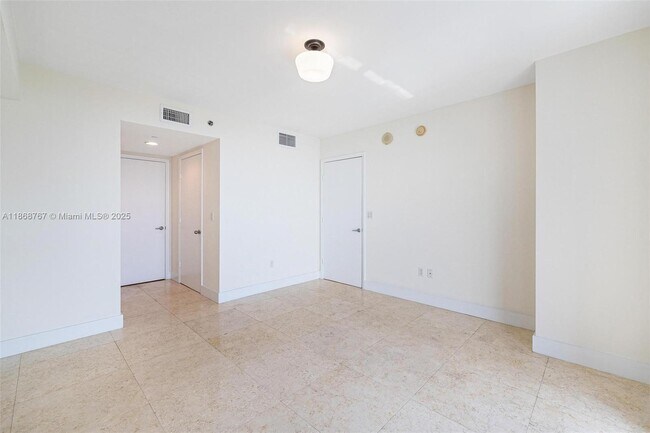 Building Photo - 50 Biscayne Blvd