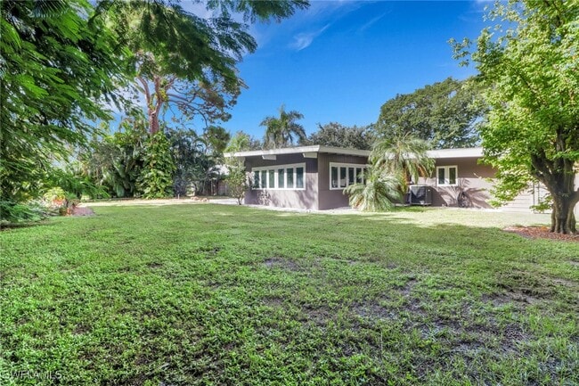 Building Photo - 5150 Sand Dollar Ln