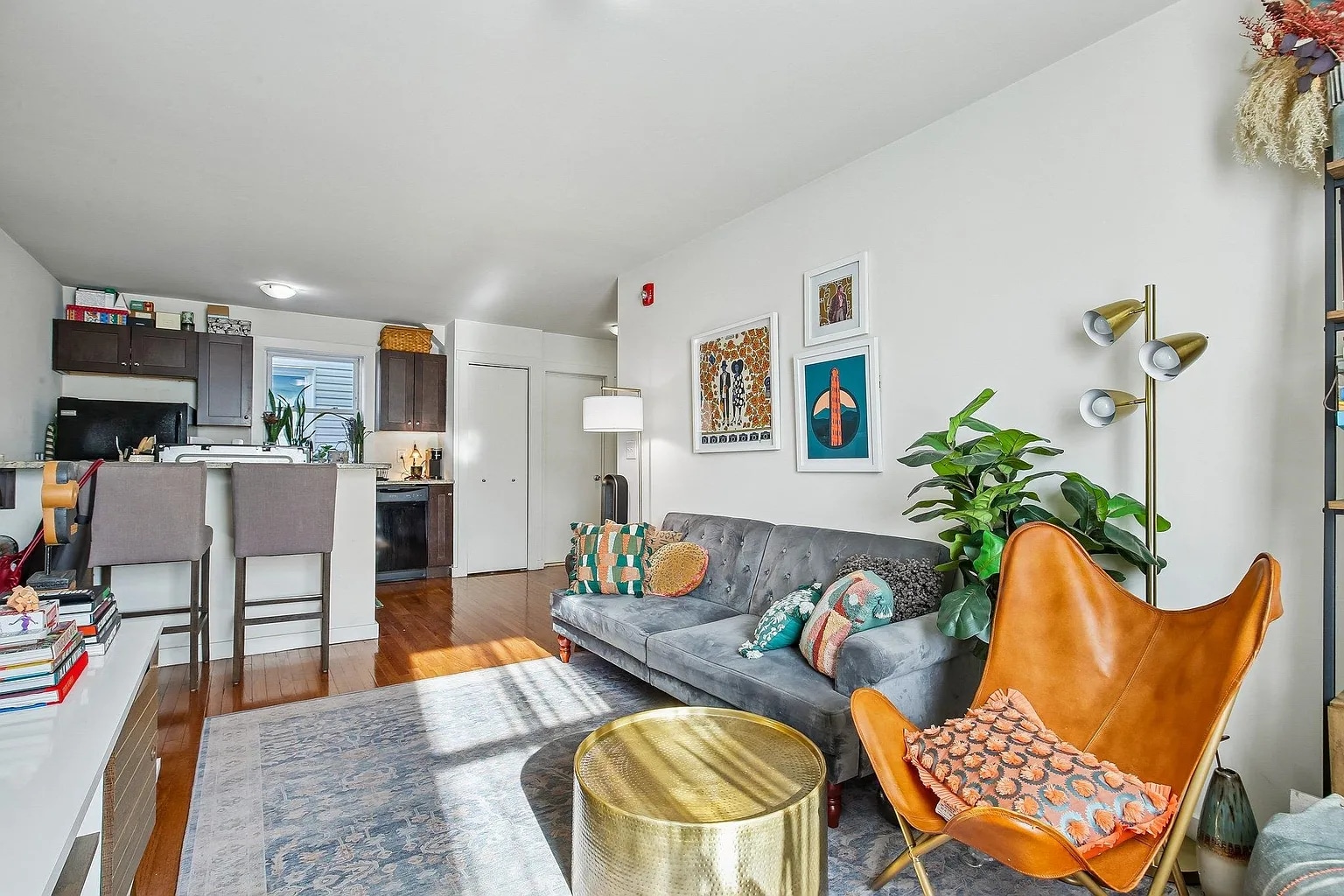 Building Photo - 324 4th St