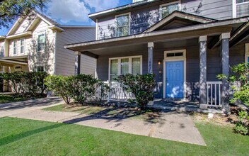 Building Photo - 16830 Mammoth Springs Dr