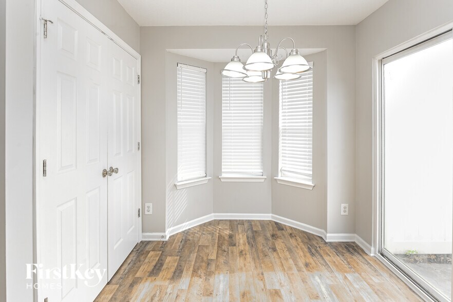 Building Photo - 1904 Duke Adam St