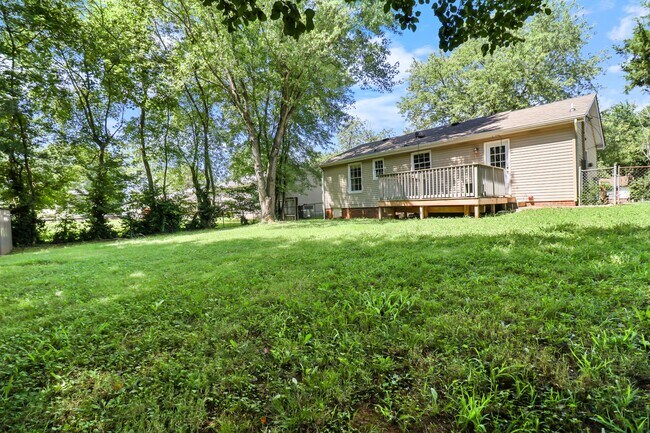 Building Photo - 1497 Craig Dr