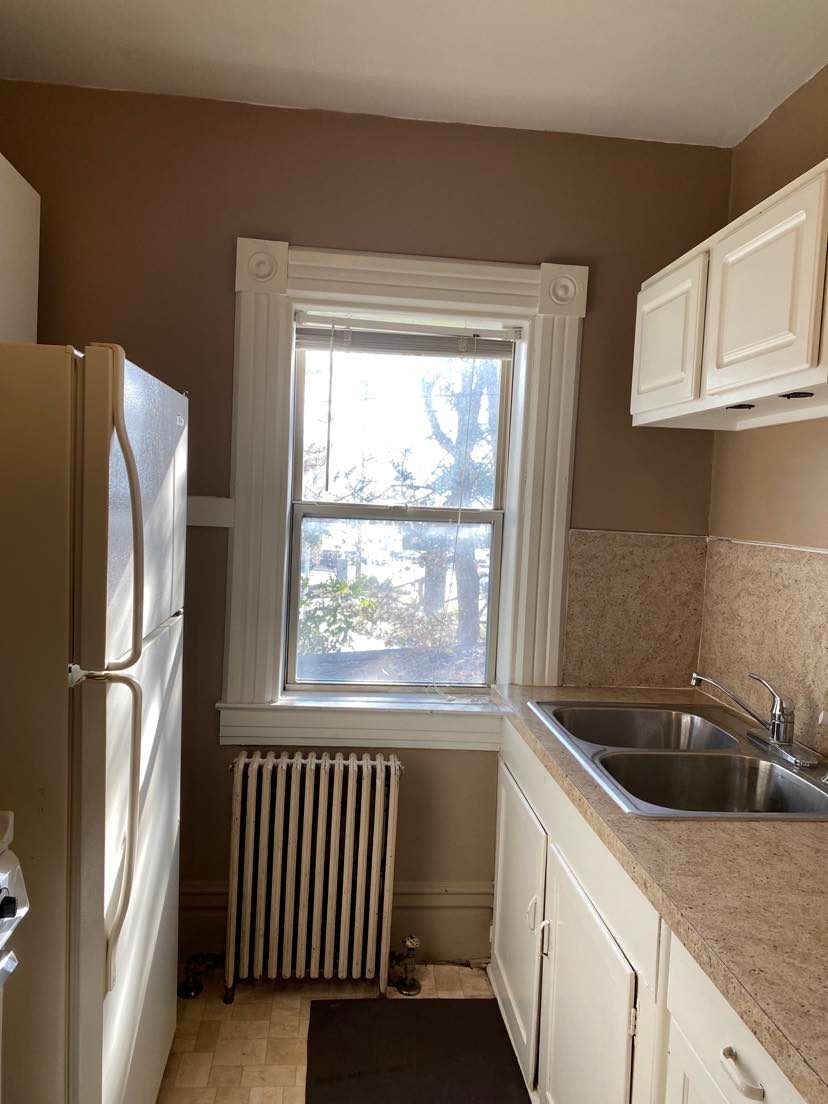 Building Photo - 220 N Dexter St