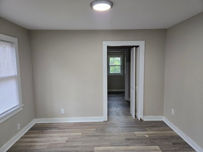 Building Photo - 1919 Warren St