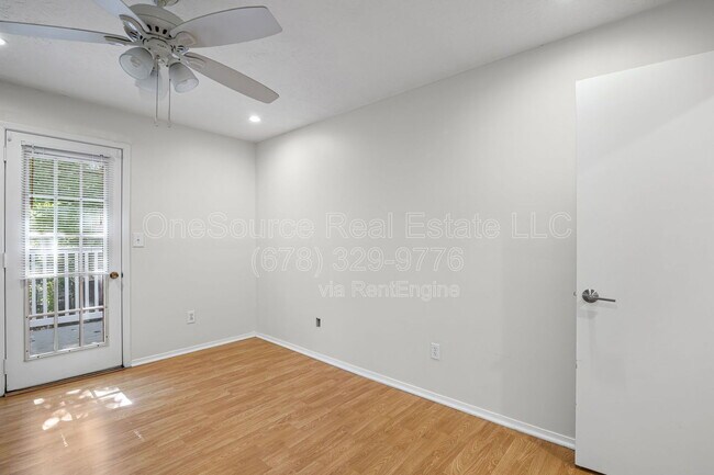 Building Photo - 2110 Augusta Dr