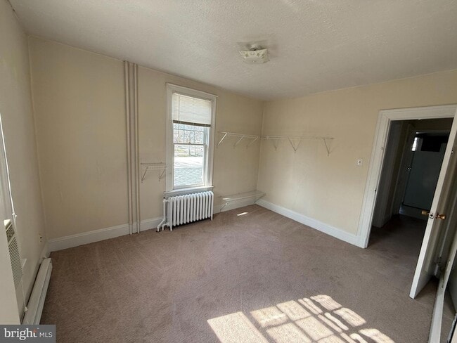 Building Photo - 21 S Stewart St