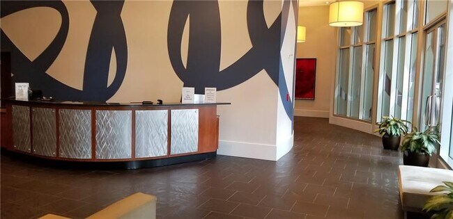 Building Photo - 400 W Peachtree St NW