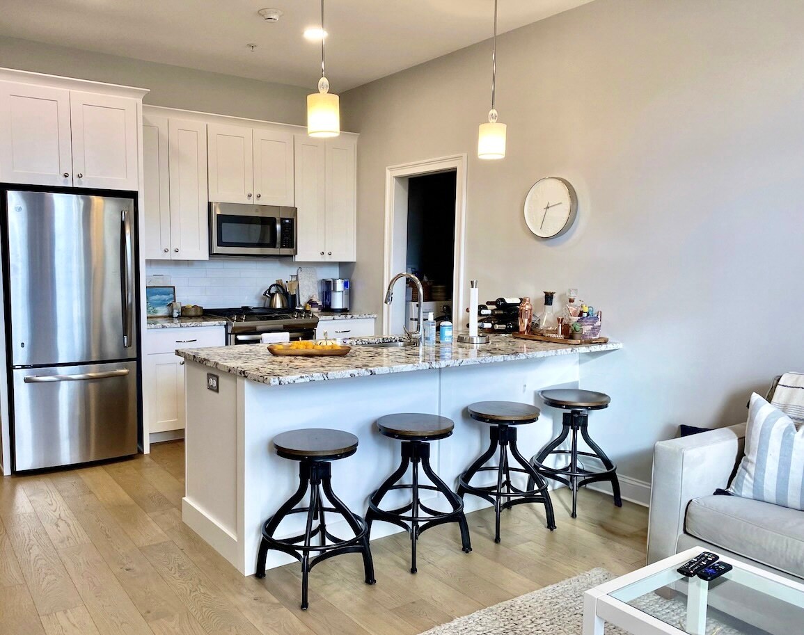 kitchen - 77 Van Dam St