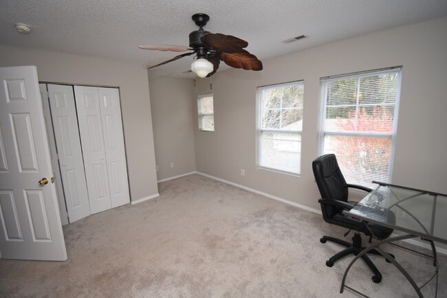 Building Photo - 306 Kiskadee Loop