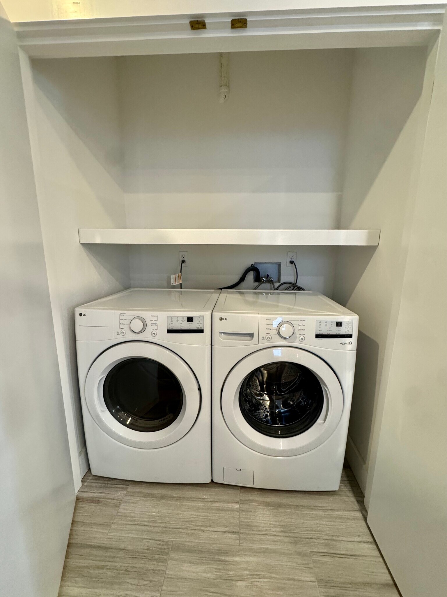 Building Photo - 69 Turner St