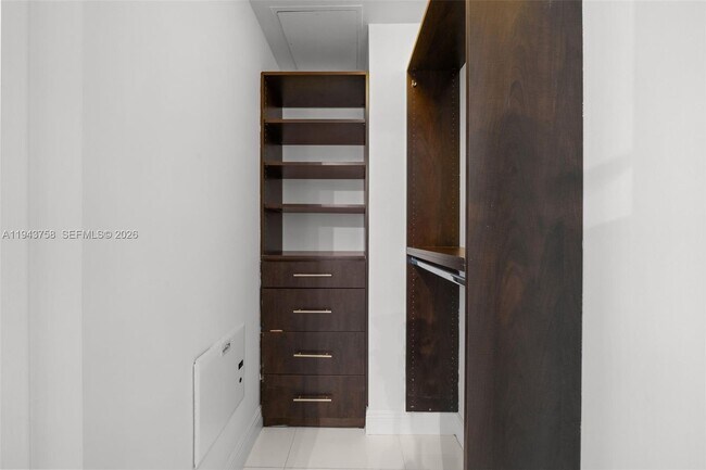 Building Photo - 60 SW 13th St