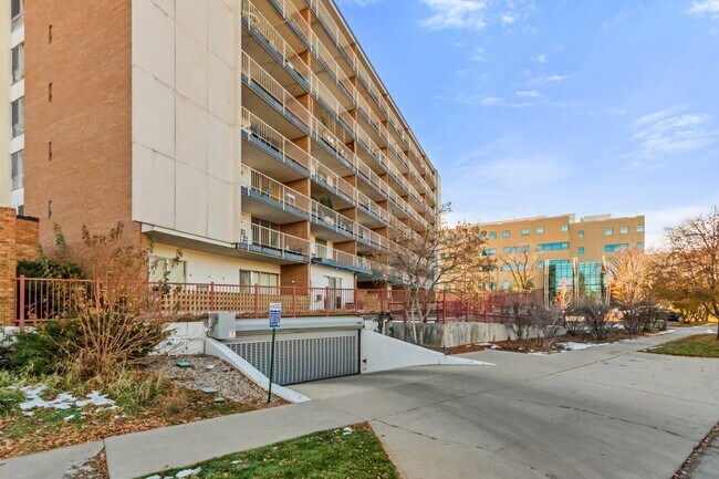 Building Photo - 4800 Hale Pky