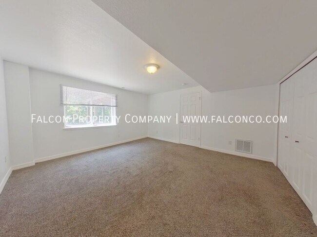 Building Photo - 1111 Mt Estes Dr
