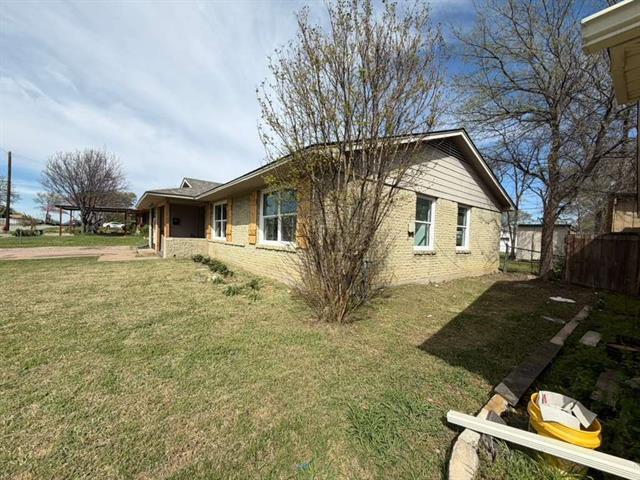 Building Photo - 1709 Dorothy Dr