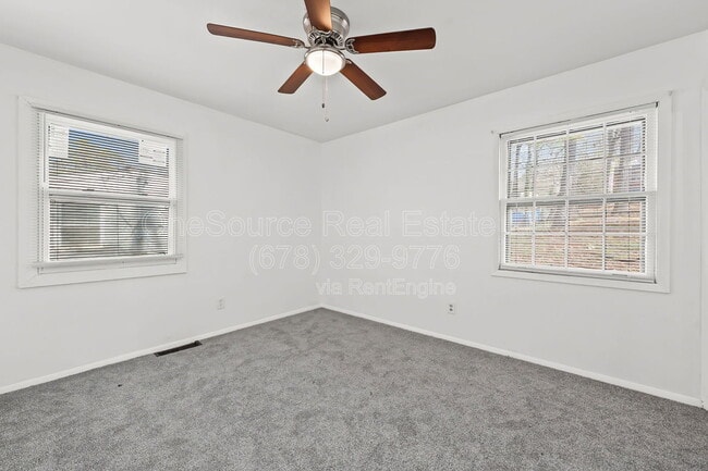 Building Photo - 4488 Richard Rd