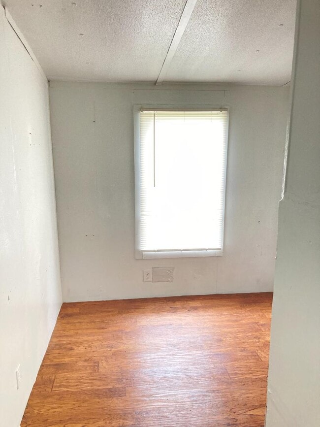 Building Photo - 2342 Sandy Ridge Dr