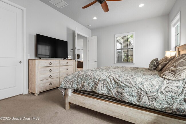 Building Photo - 2241 Arrivas Wy