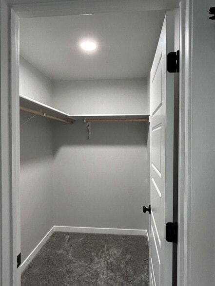 Bedroom 1 - Closet - 3039 S Alcamo Way
