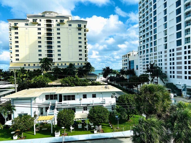 Building Photo - Fully Renovated East-Facing 2BR/2BA + Bonus Room | Ocean Views | In-Unit W/D