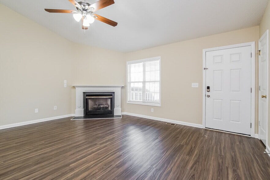 Building Photo - 68 Bent Creek Ct