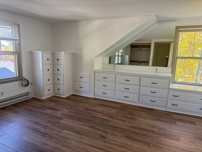 Building Photo - 3 Bedroom home in Lebanon