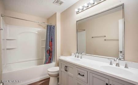 Building Photo - 11239 Justin Oaks Dr N