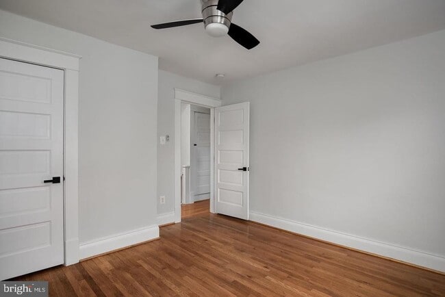 Building Photo - 735 Berryville Ave