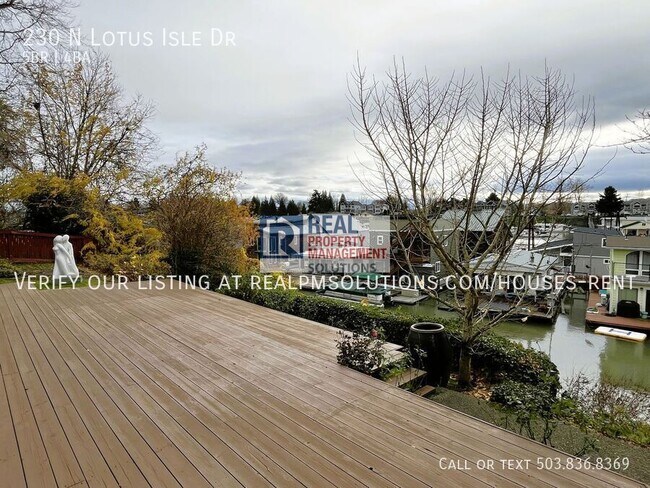 Building Photo - 230 N Lotus Isle Dr