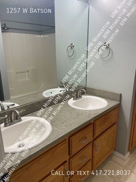Building Photo - 1257 Batson Pl