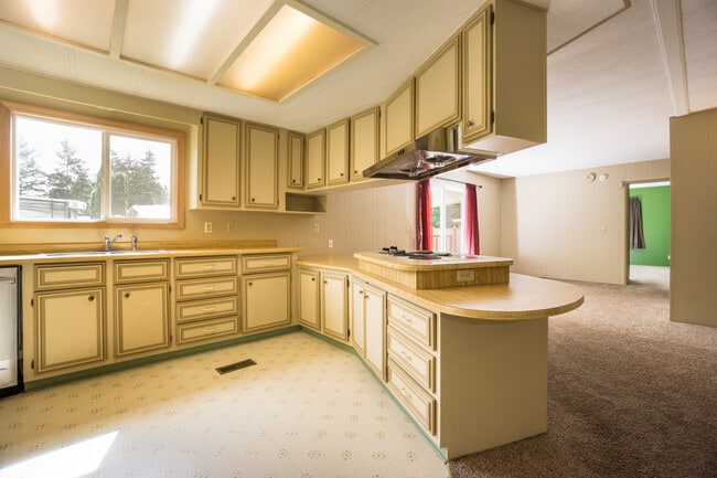 Building Photo - 11811 SE 184th St