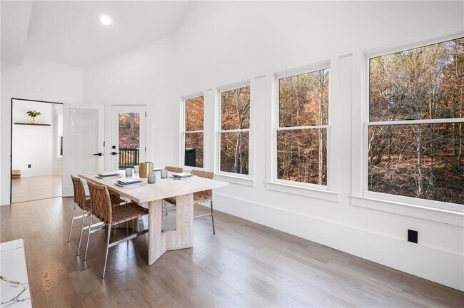 Building Photo - 507 Karen Ln