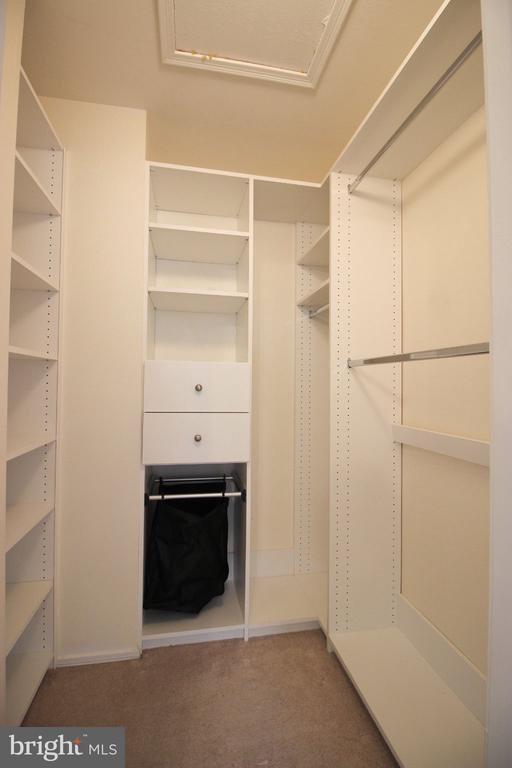Building Photo - 3304 Wyndham Cir