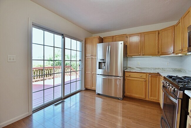 Building Photo - 19 Ptarmigan Dr