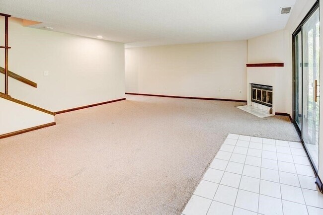 Building Photo - 296 Brown Bear Crossing