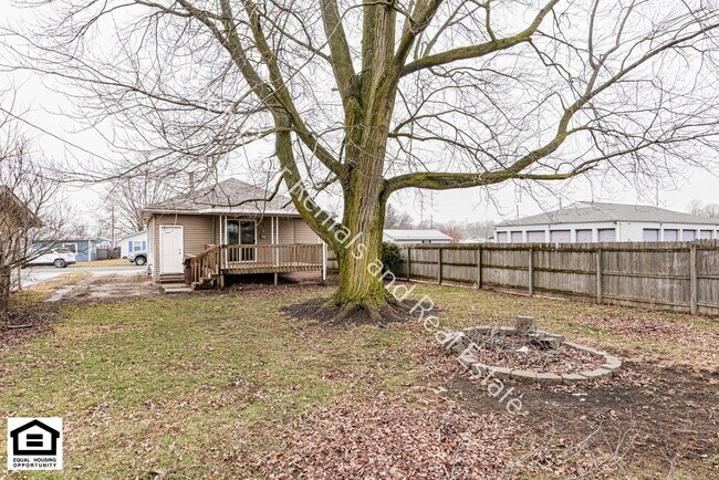 Building Photo - Available now!! ***MOVE IN RENT SPECIAL $550 OFF FIRST MONTH'S RENT!!***